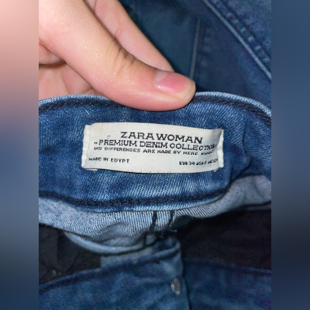 Zara Jeans With Rips Size 2 - Picture 4 of 6